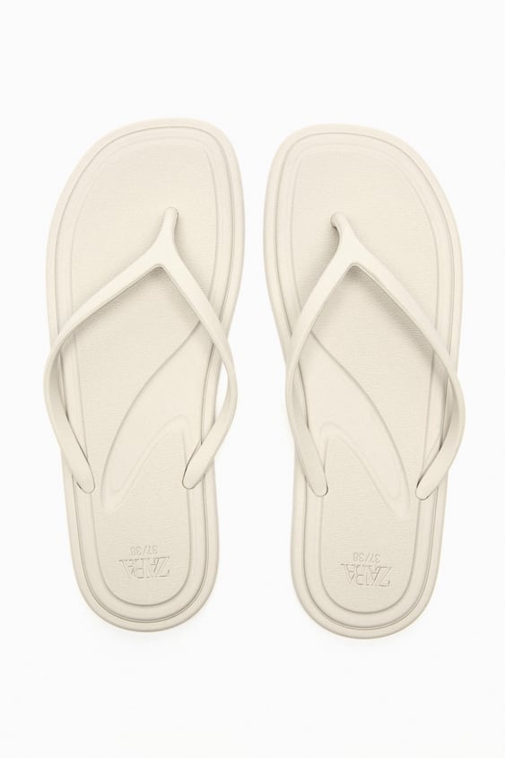 flat rubberised sandals zara