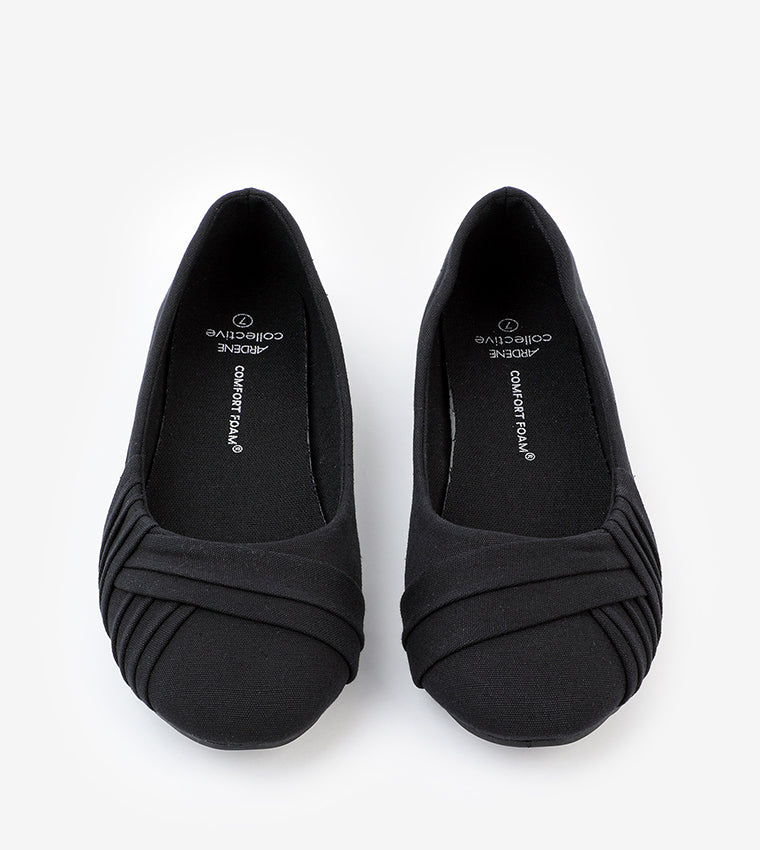 Ardene Pleated Slip-On Ballerinas