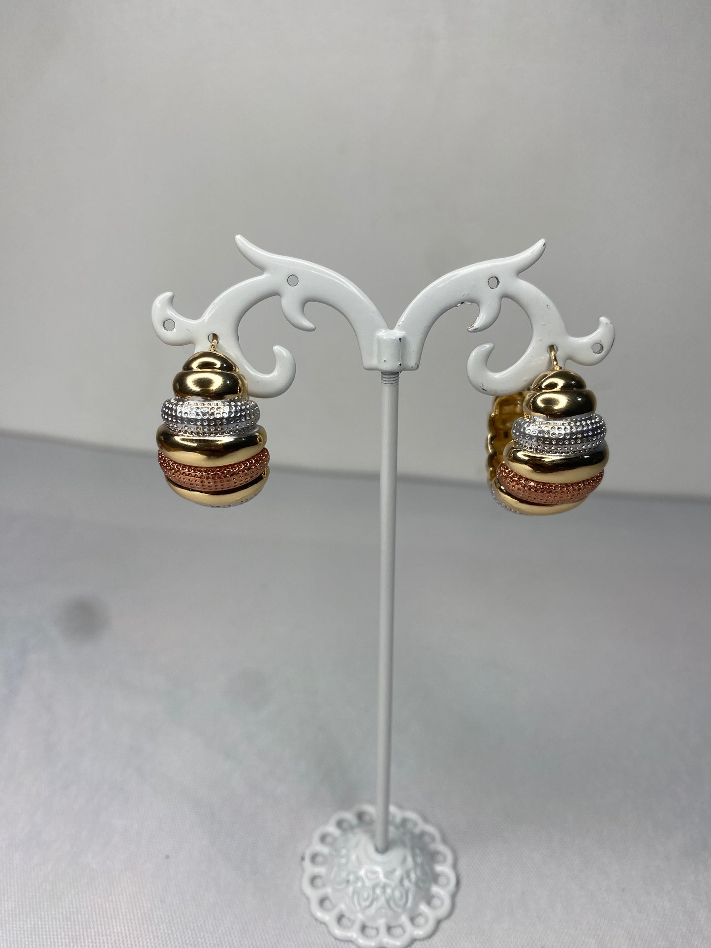 Emperium High End Cup Hoop Earring SJP