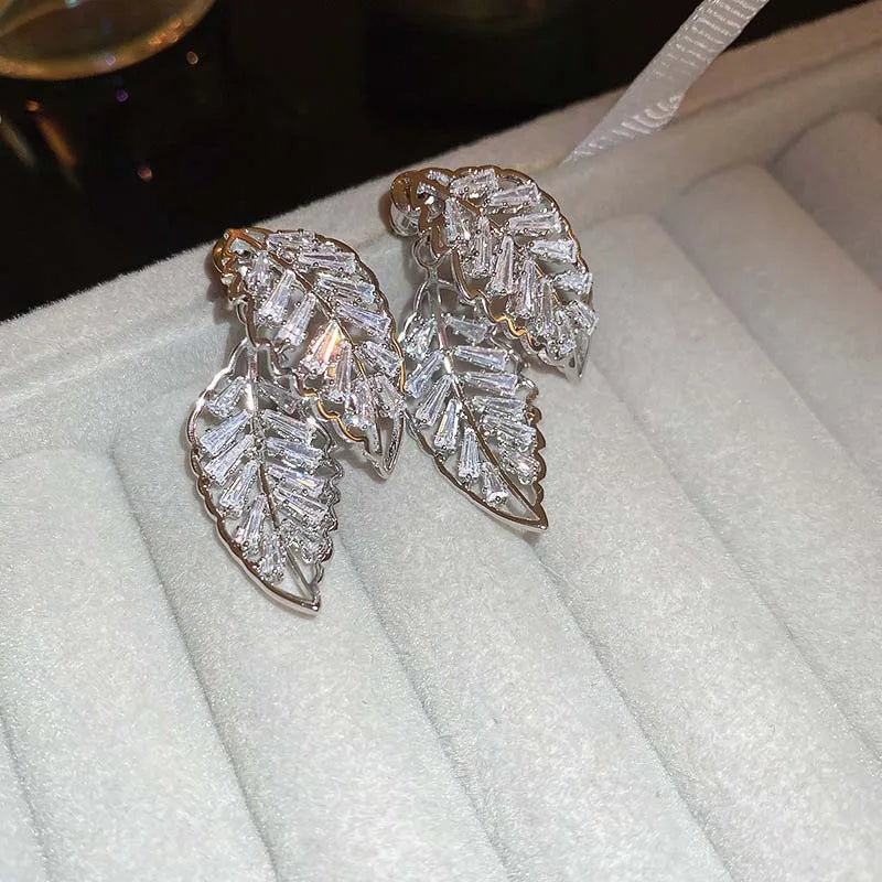 New Design Dual layer Super Sparkling Zicon Leaf Earring SJP