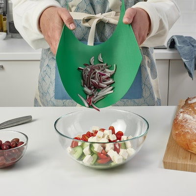 FINFÖRDELA Bendable chopping board - green/bright green