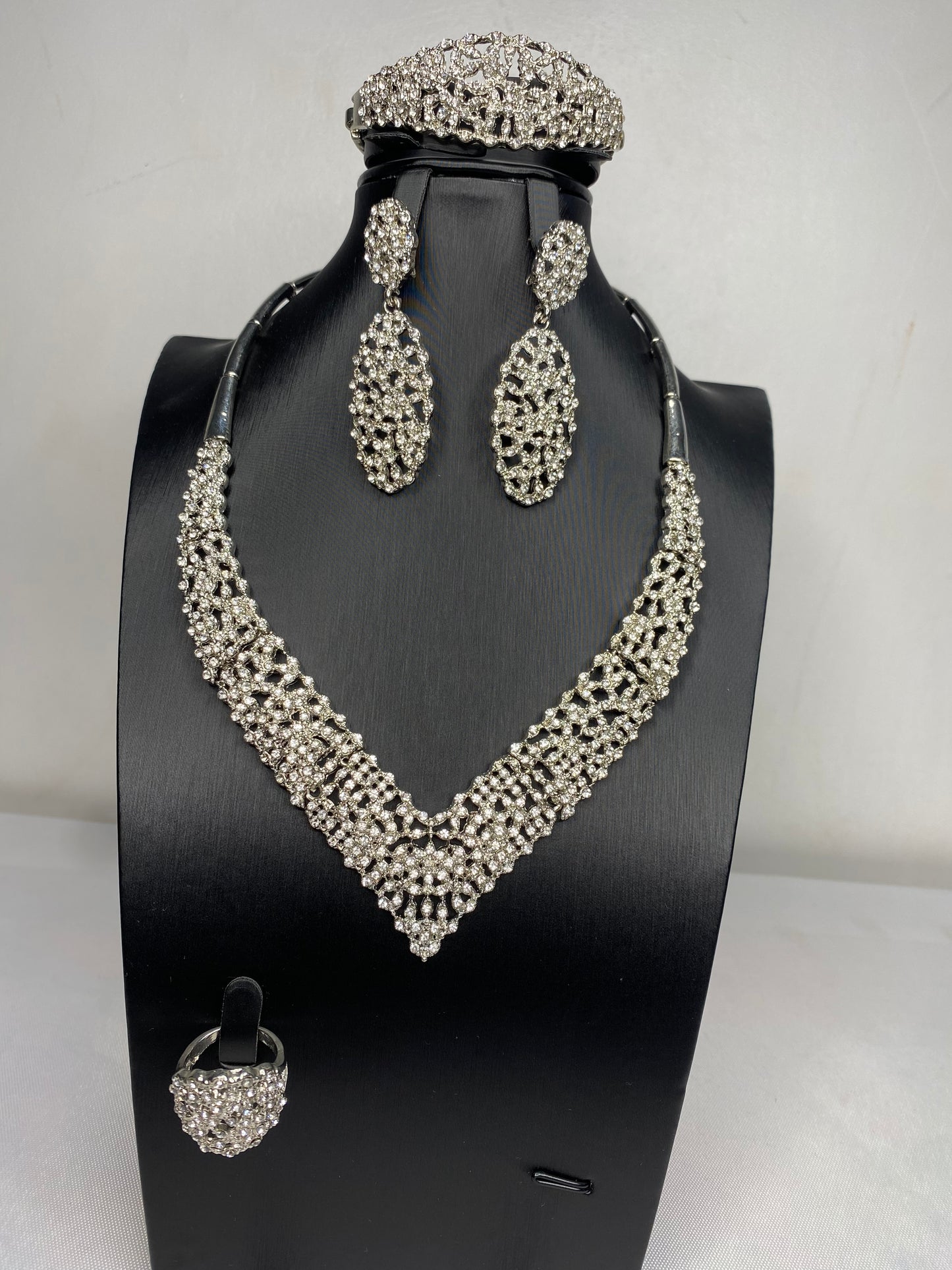 Elegant Geometric Cubic Ziconia Jewelry Set SJP