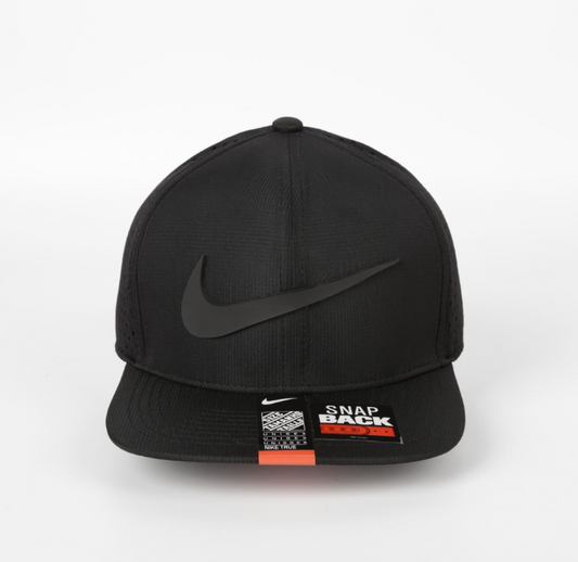 T&C Unisex Nike snapback face cap black