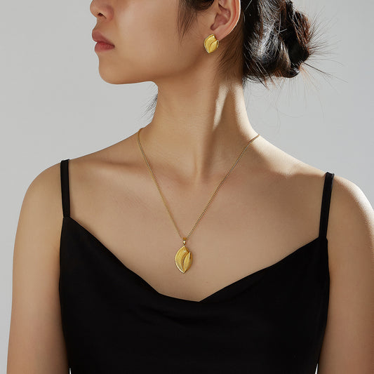 Gold locket leaf design necklace set-SJP Design