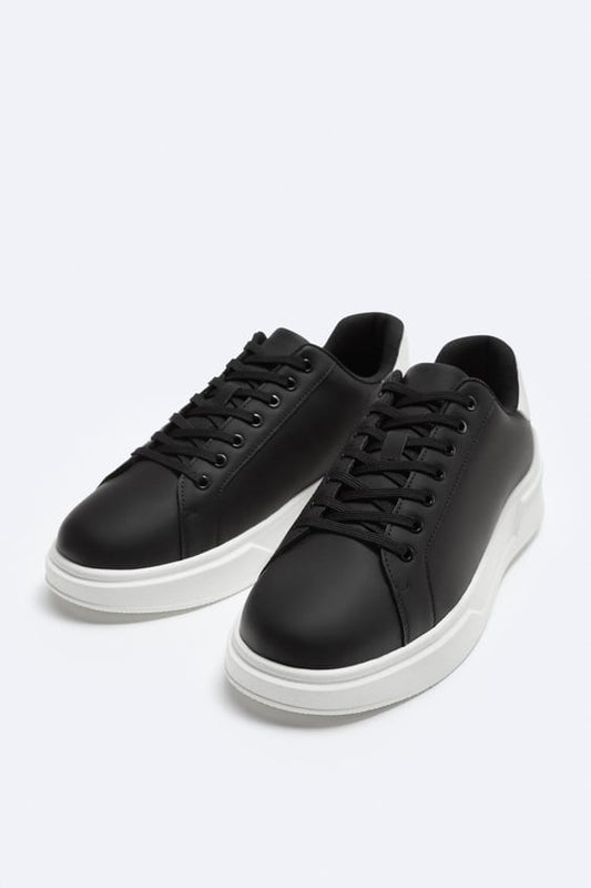 ZARA CHUNKY SOLE SNEAKERS BLACK WITH WHITE DESIGN