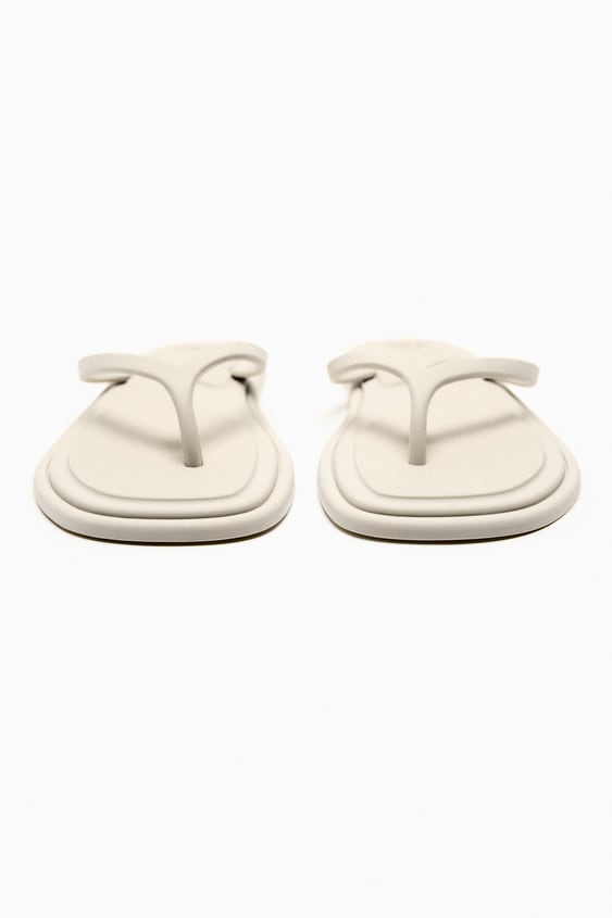 flat rubberised sandals zara