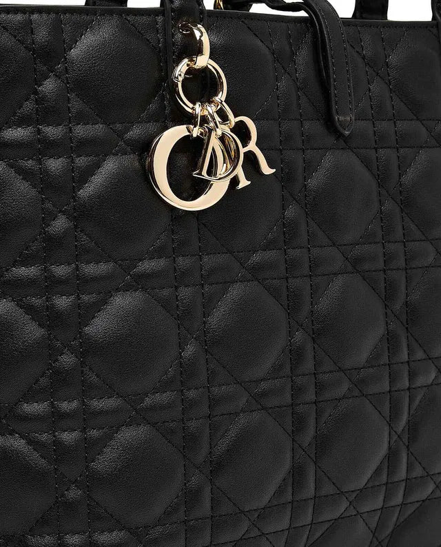R&B Quilted Shoulder Bag : Black
