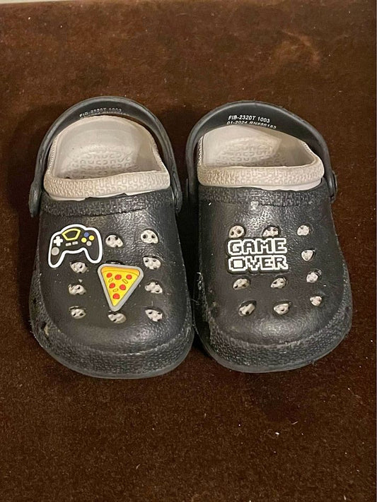 Capelli Black Clog Sandals