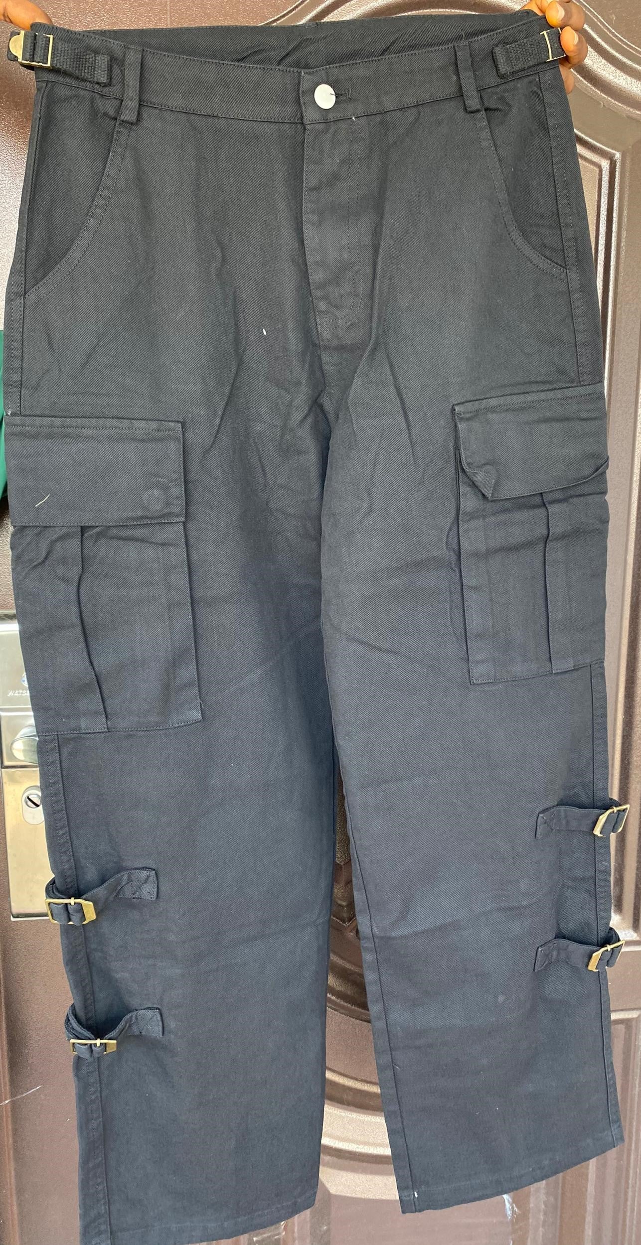 Decency Concept Men black plain jean with pocket