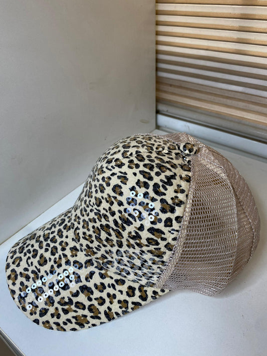 T&C adjustable feminine fashionable cap leopard print with sequence