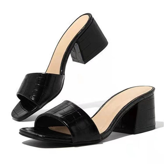 Beautiful versatile crocodile block heels-black