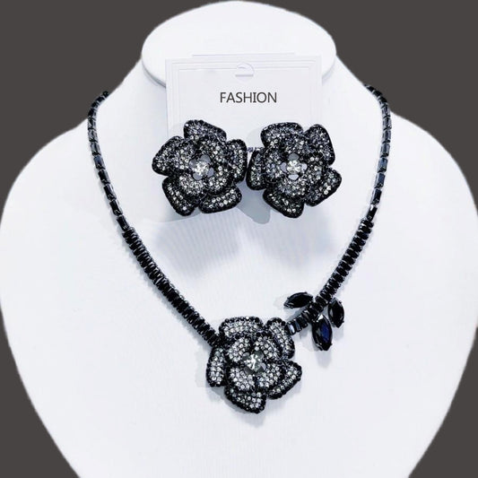 Black Flower shaped crystal 2piece jewelry set SJP