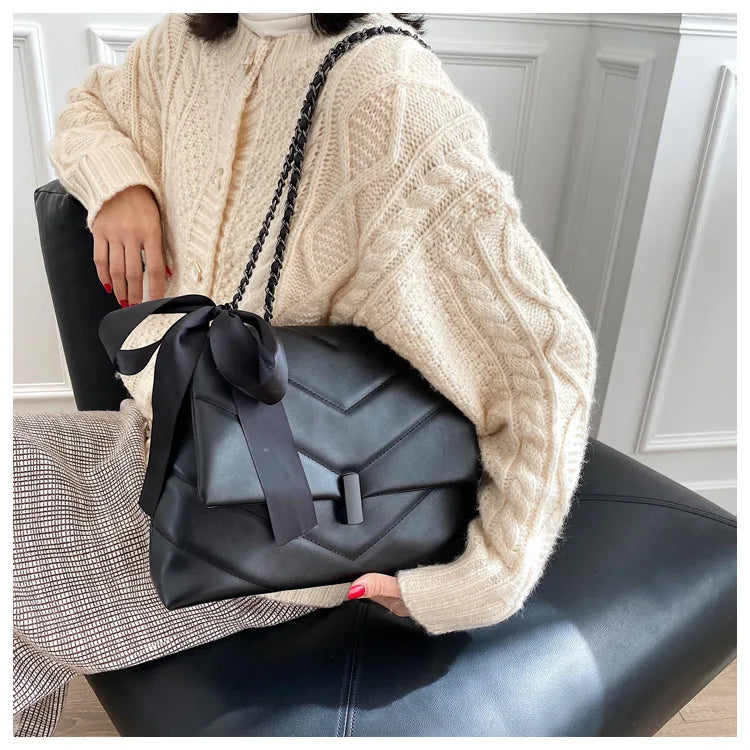 High class soft skin women crossbody bag-black