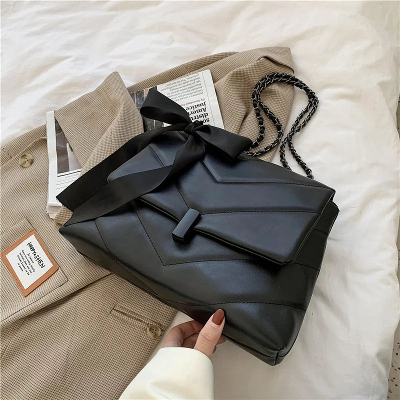 High class soft skin women crossbody bag-black