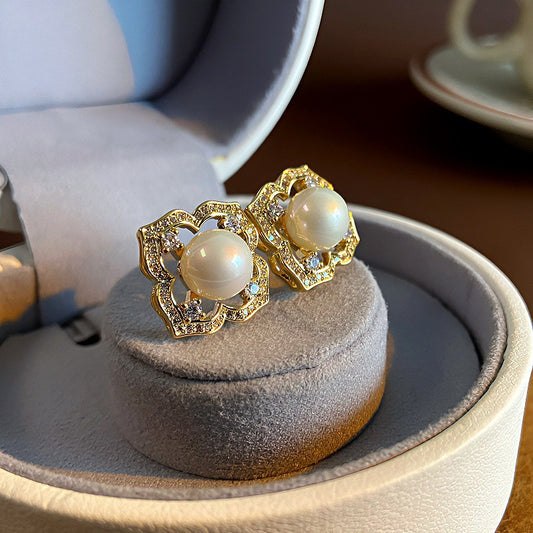 Pearl Lustry Elegant Gold Luxury Earring SJP