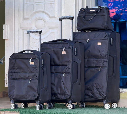 Boxvault Softshell Black Luggage: set of four
