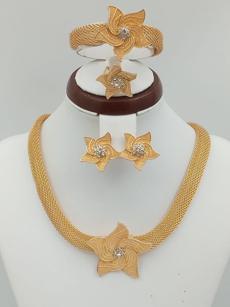 Zoshi Exquisite Dubai 18 carat Gold Plated Jewelry Set SJP