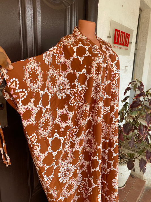 AA Royale. Ready to wear D35 - Brown