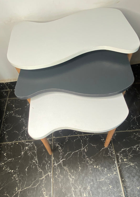 Mounted Coffee Table White & Gray Gofrato Set of 3 Nested Table - for Living Room