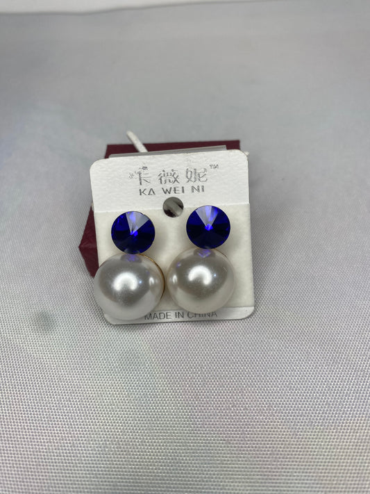 Hallmarked solid 950 platinum Blue Crystal Pear Earring SJP