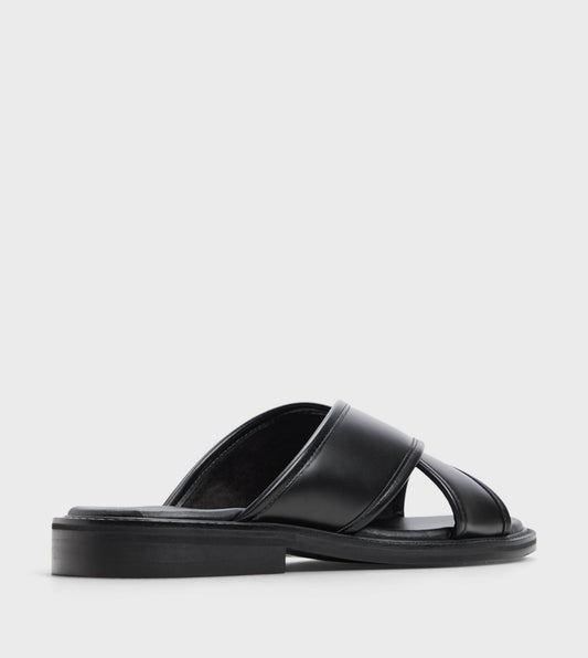 Call It Spring MANOLIN Criss-Cross Casual Sandals