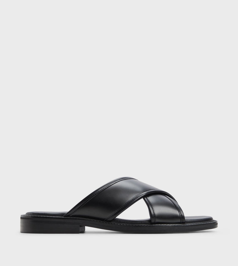 Call It Spring MANOLIN Criss-Cross Casual Sandals